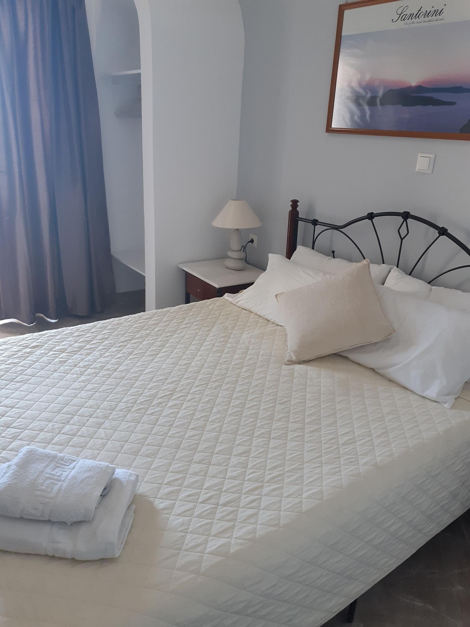 Emmanouela Studios & Villas Karterados  Buitenkant foto