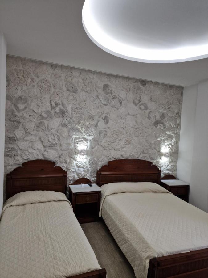 Emmanouela Studios & Villas Karterados  Buitenkant foto